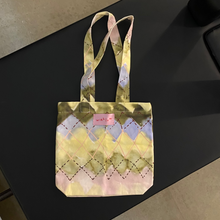 Cargar imagen en el visor de la galería, Mini tote bag withlum x aretē
