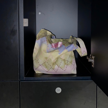 Cargar imagen en el visor de la galería, Mini tote bag withlum x aretē
